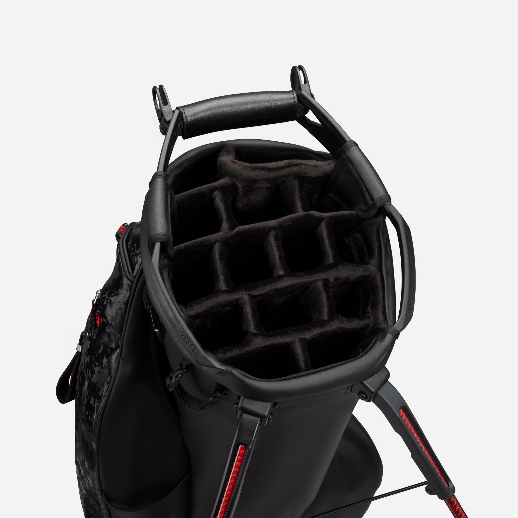 Player V Pro Stand Camo Black