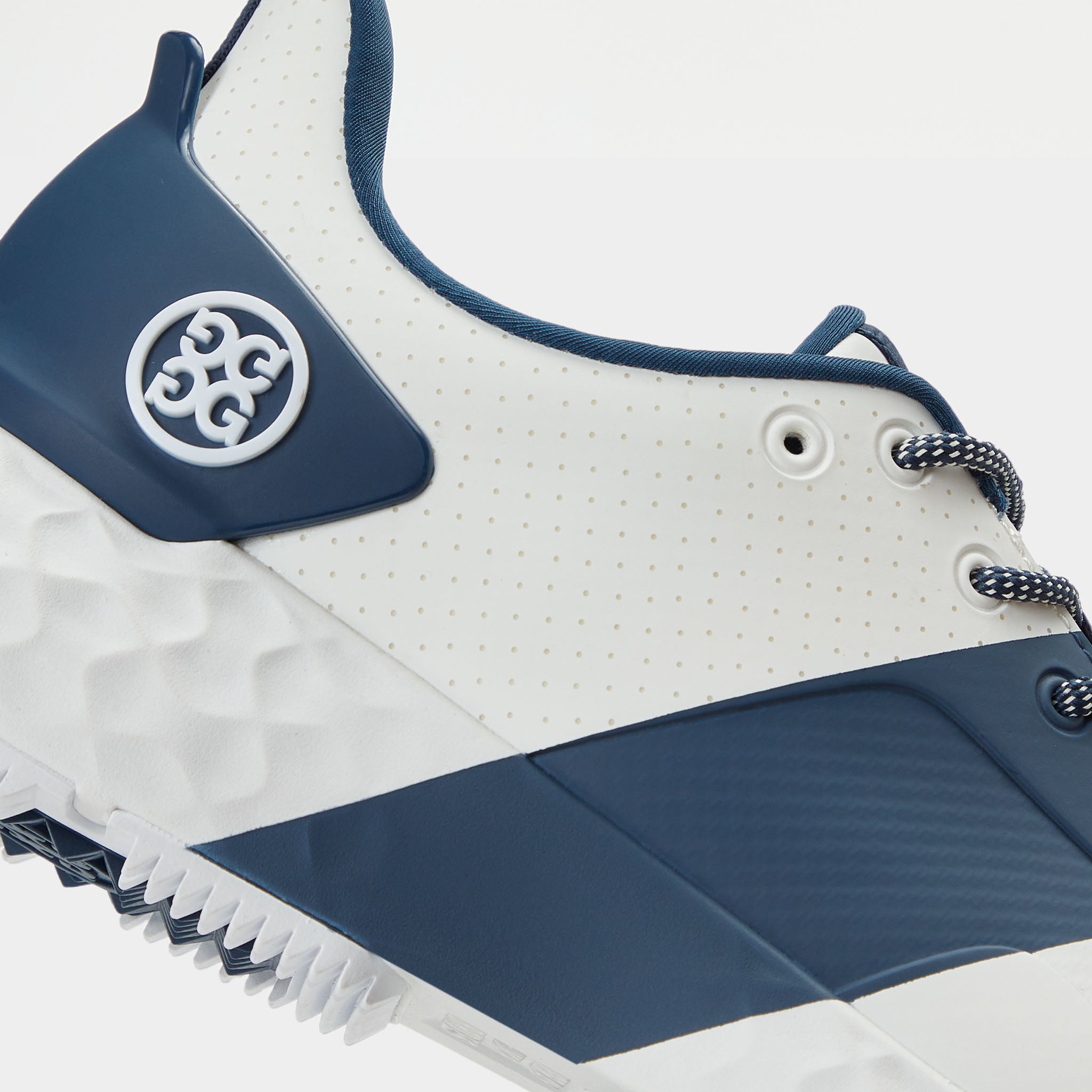 WOMEN'S PERFORATED CONTRAST STRIPE MG4+ GOLF SHOE SNOW