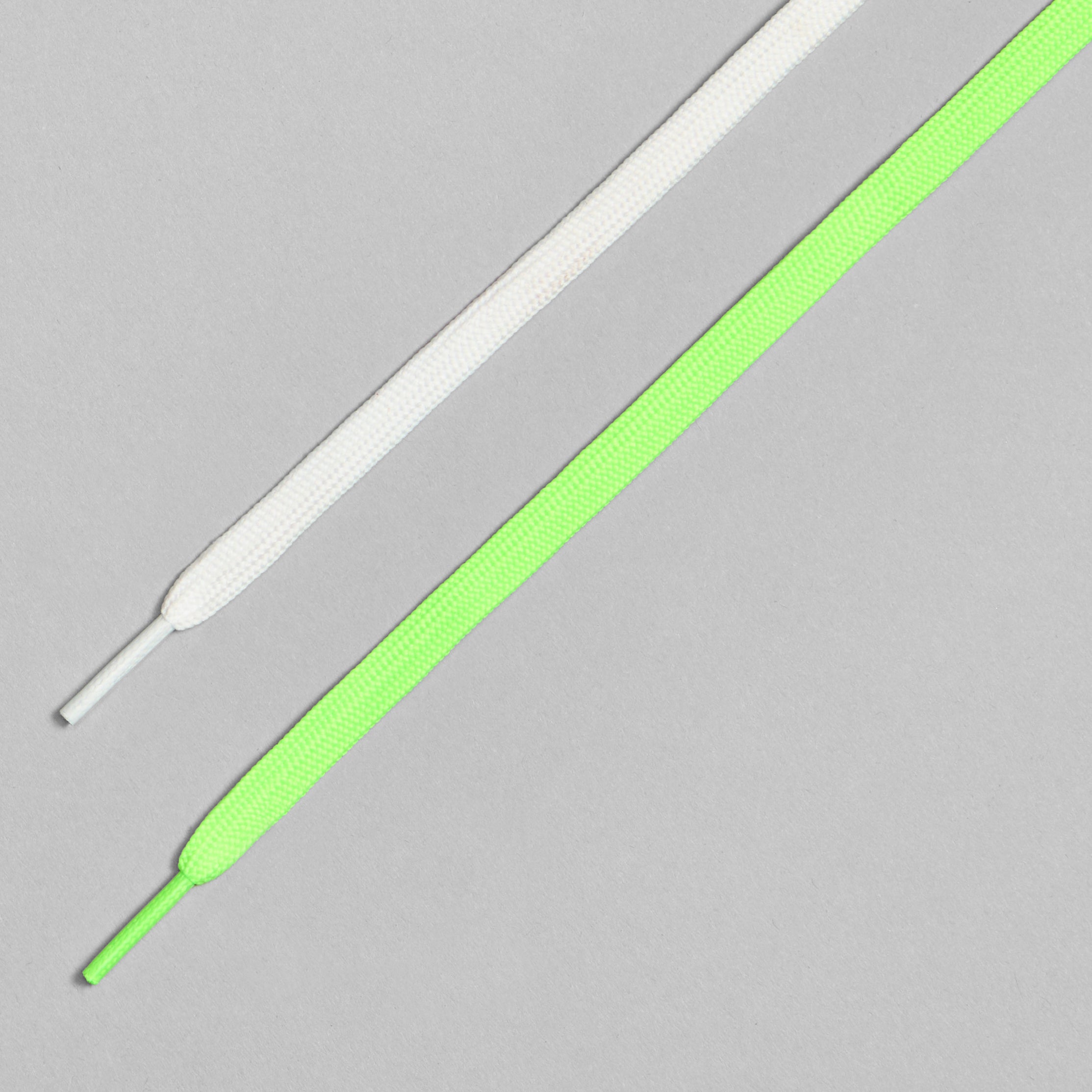 Women's G.112 Perforated Saddle Stripe Golf Shoe Snow/Menthol