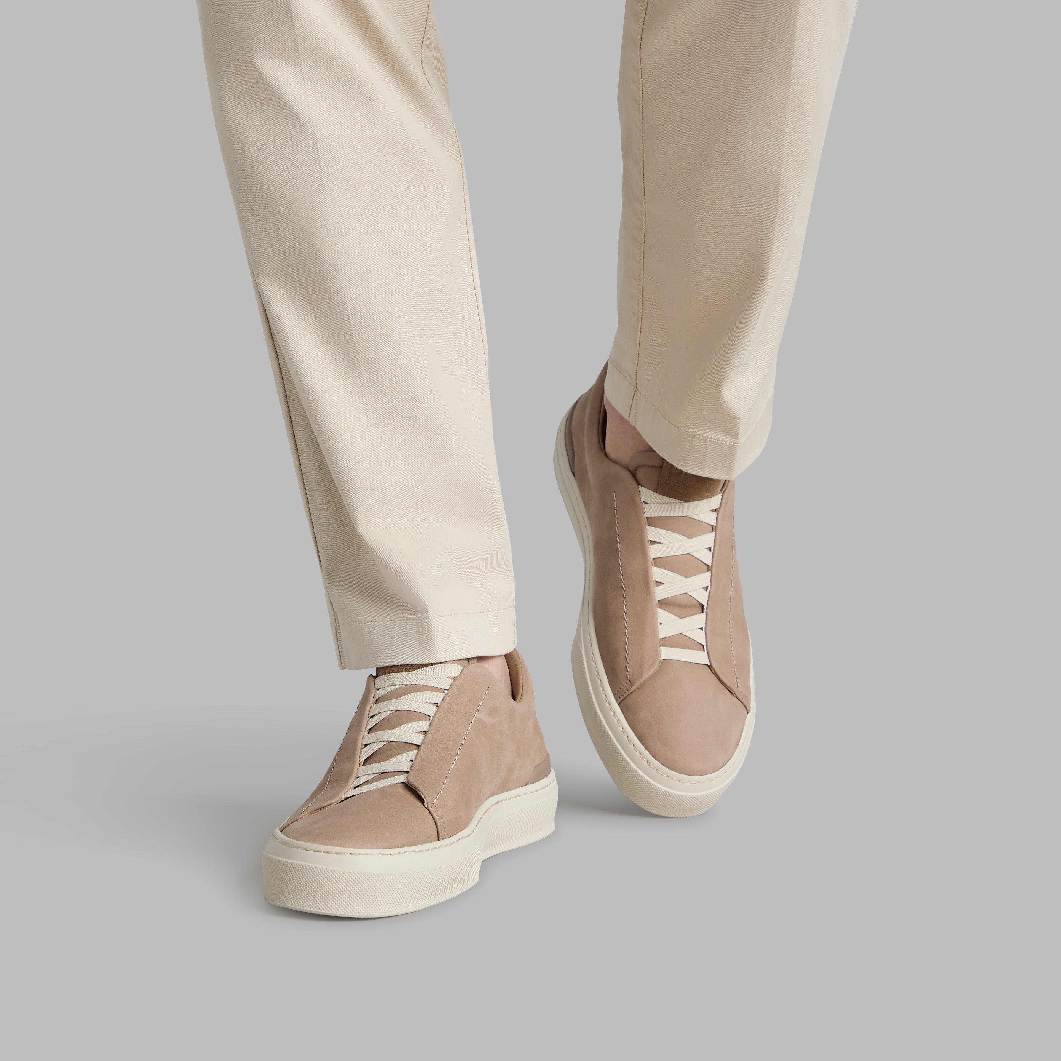 MEN'S ENDEAVOUR SLIP ON LEATHER SNEAKER PUMICE