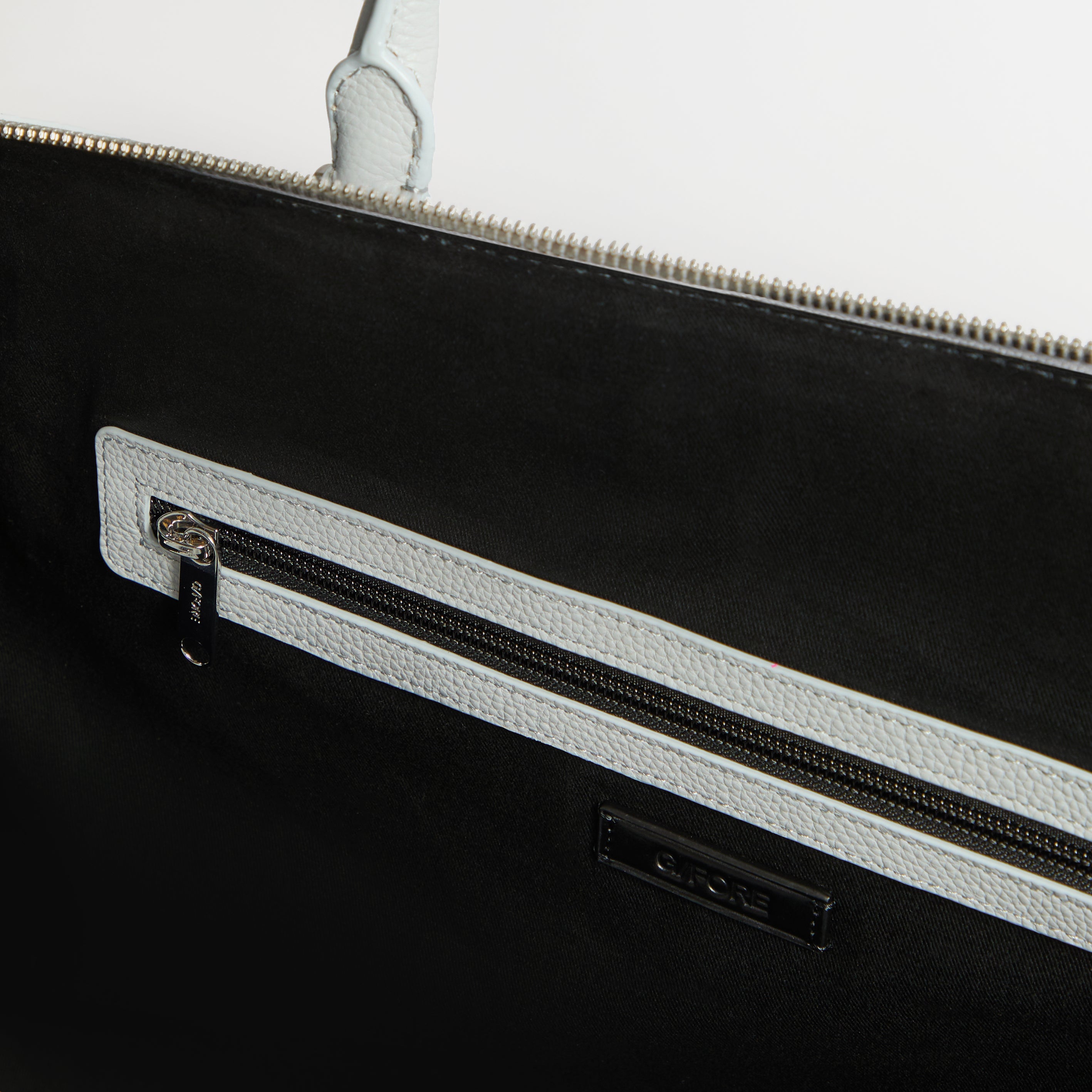 EMBOSSED SKULL & TEES LEATHER WEEKENDER NIMBUS