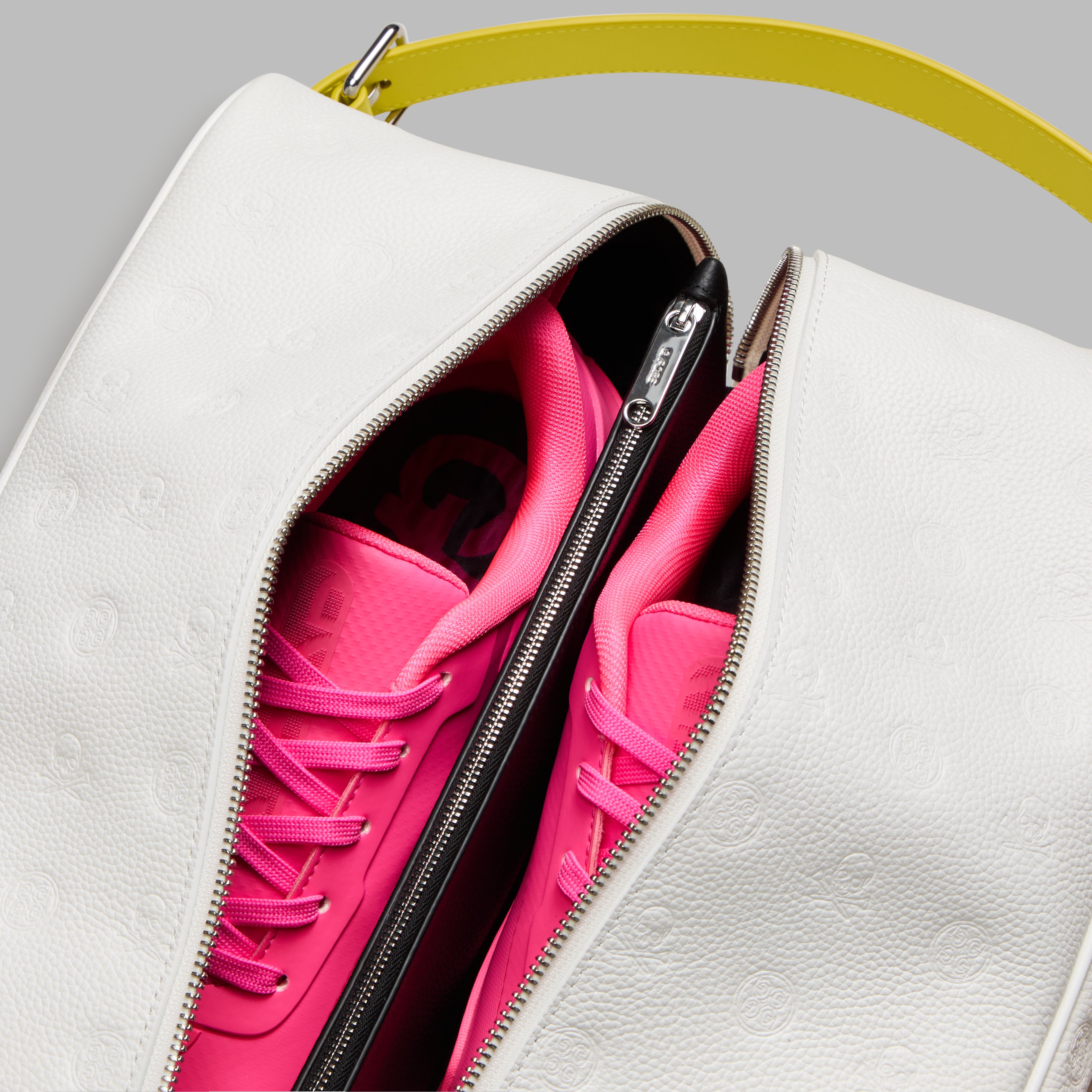 EMBOSSED LEATHER GOLF SHOE BAG SNOW