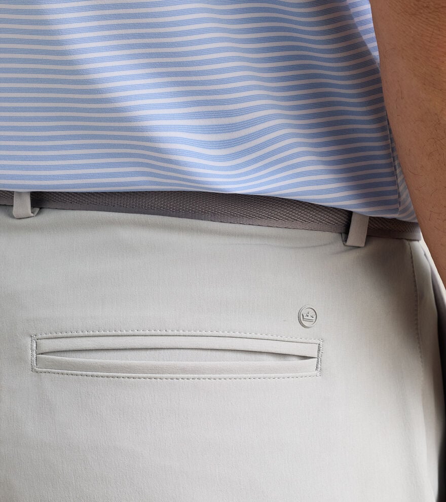 Featherweight Performance Short British Grey