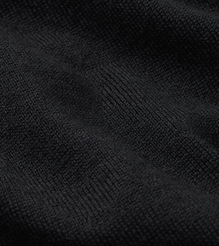 Autumn Crest Quarter Zip Black