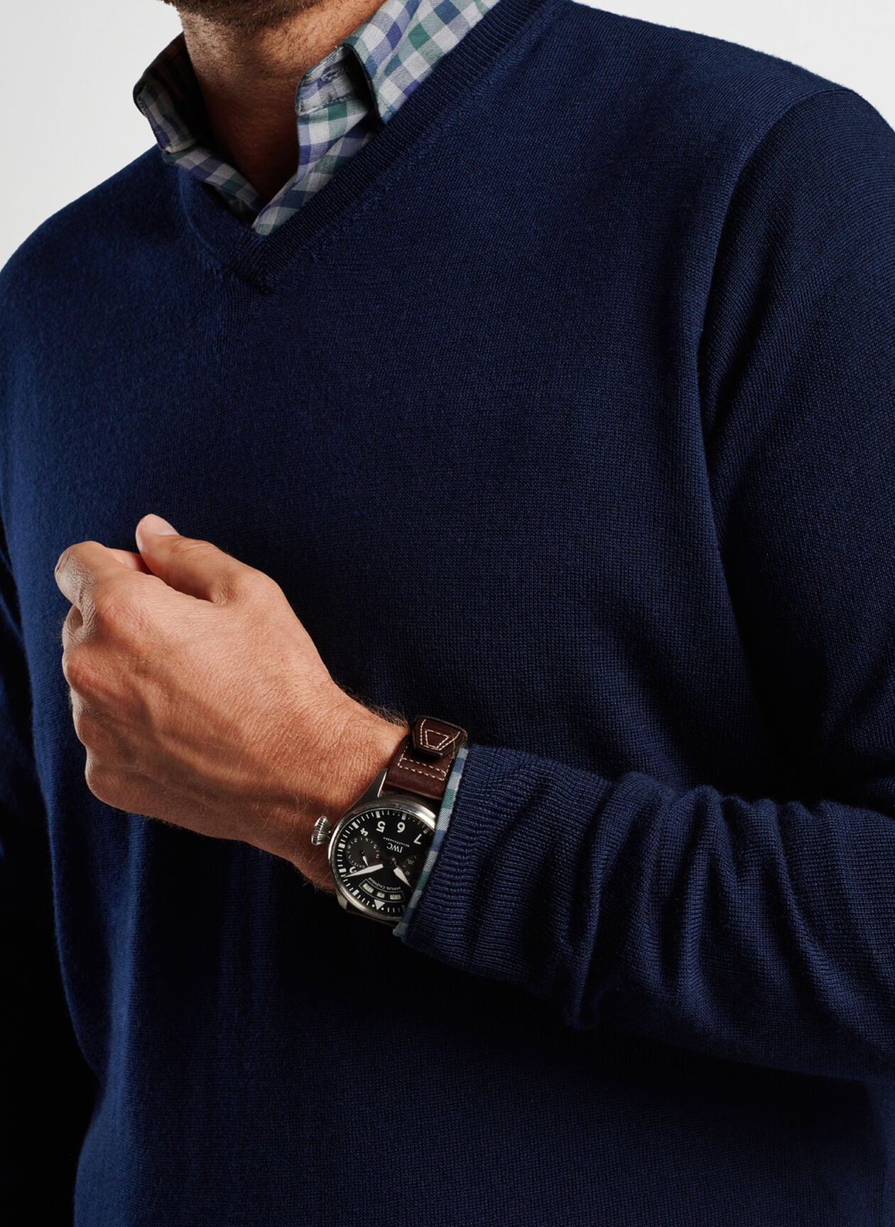 AUTUMN CREST V-NECK NAVY