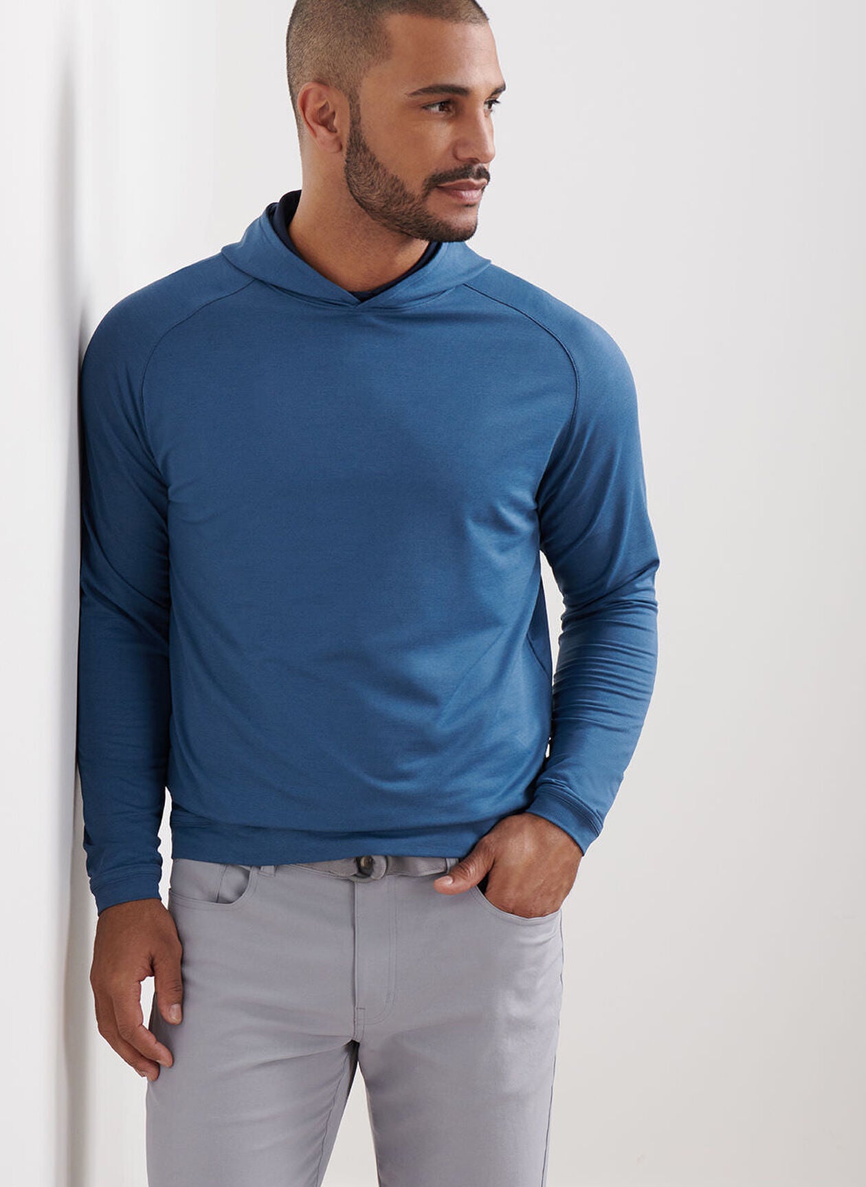 PINE PERFORMANCE HOODIE BLUE HAZE