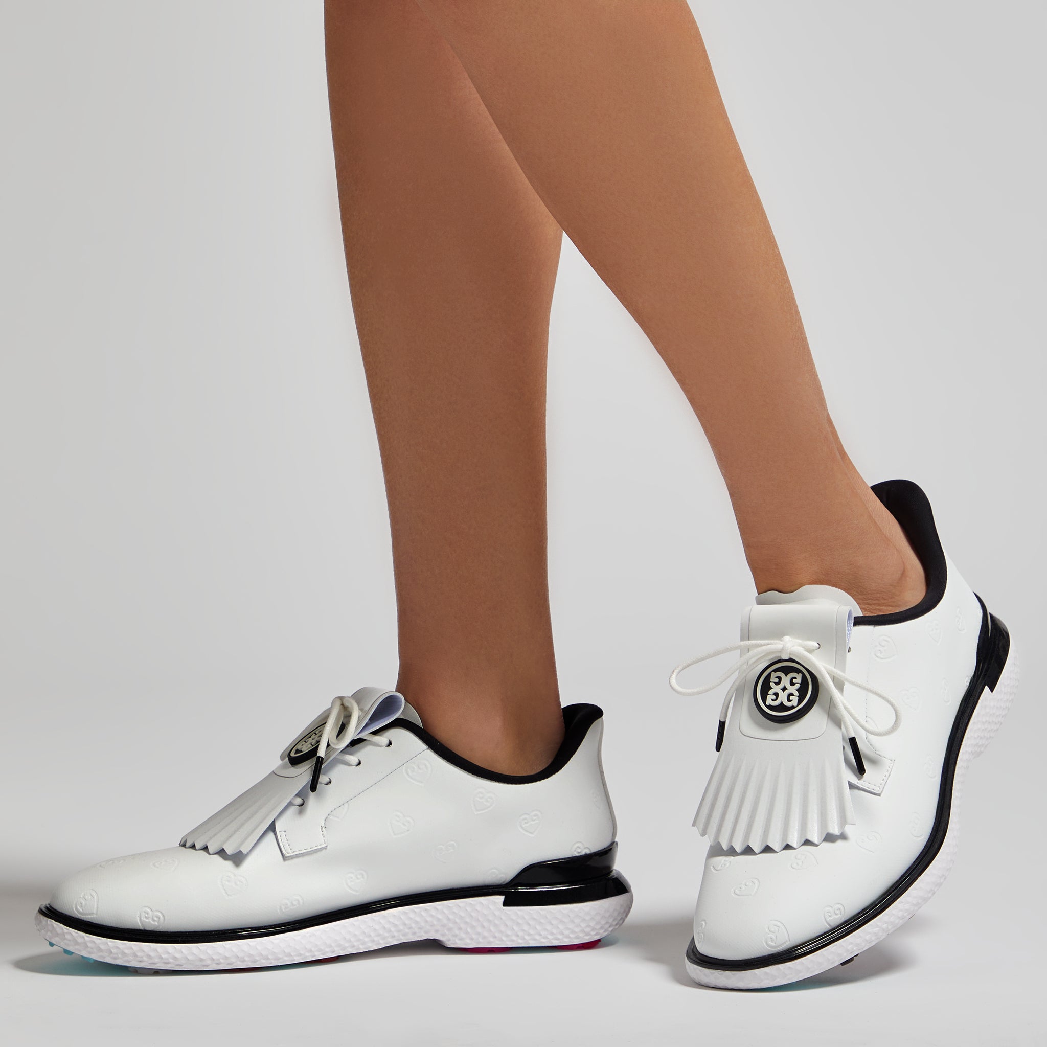 WOMEN'S GALLIVAN2R DEBOSSED HEART G'S KILTIE GOLF SHOE SNOW/ONYX