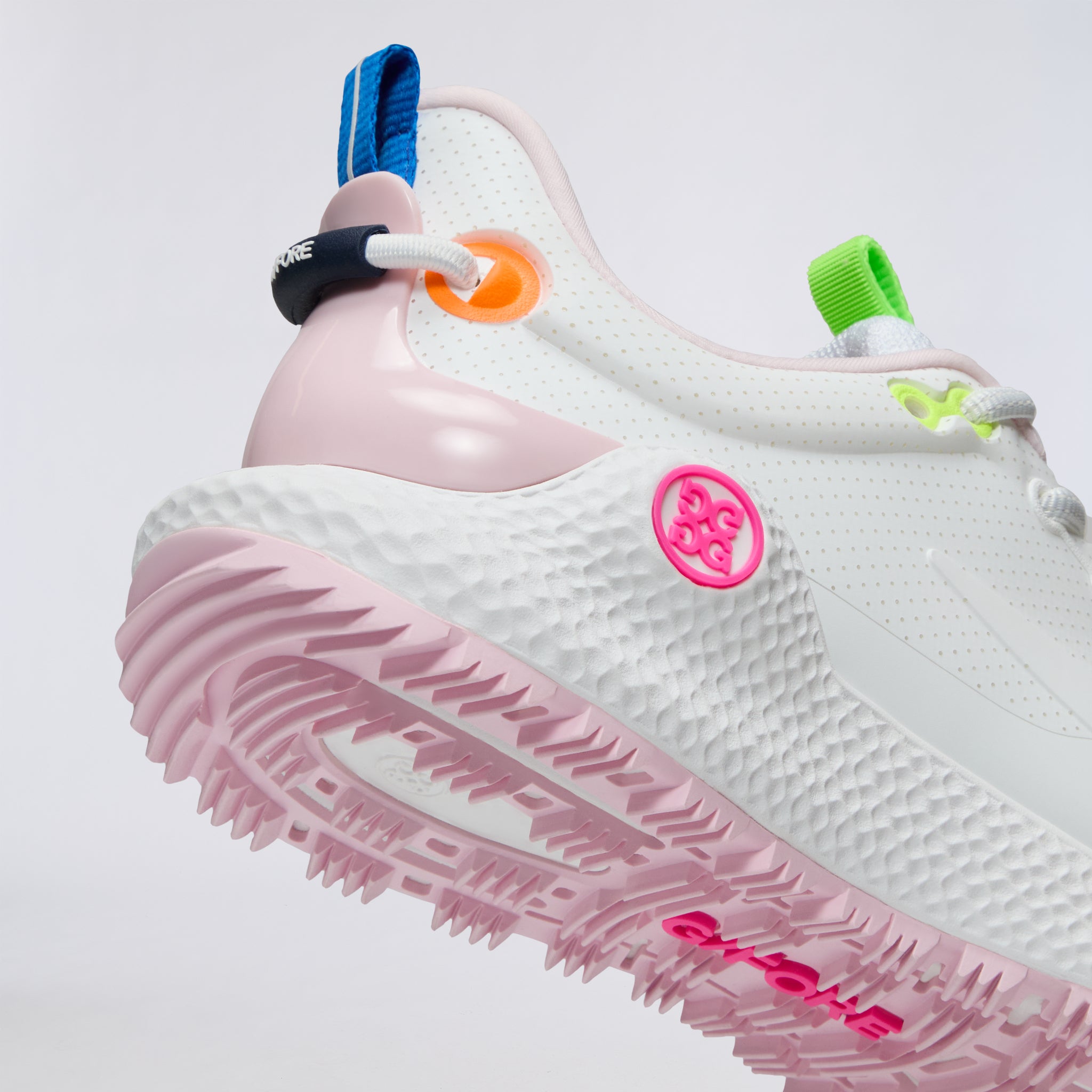 WOMEN'S MG4+ O2 PERFORATED GOLF SHOE SNOW/MULTI