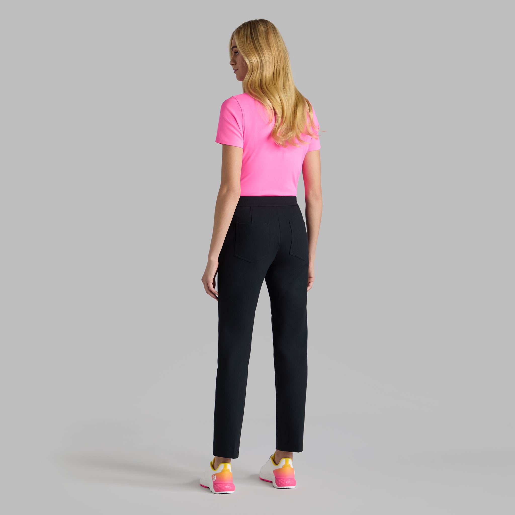 CONTRAST COLLAR RIBBED TECH NYLON POLO KNOCKOUT PINK