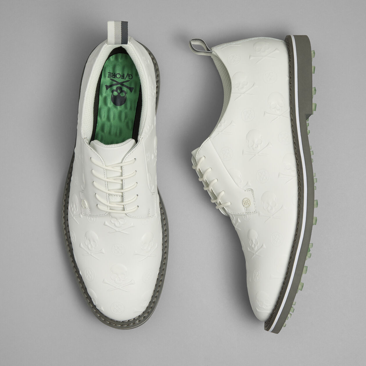 CLASSIC EMBOSSED SKULL & TEE’S SMOOTH CALF GALLIVANTER SNOW/CHARCOAL