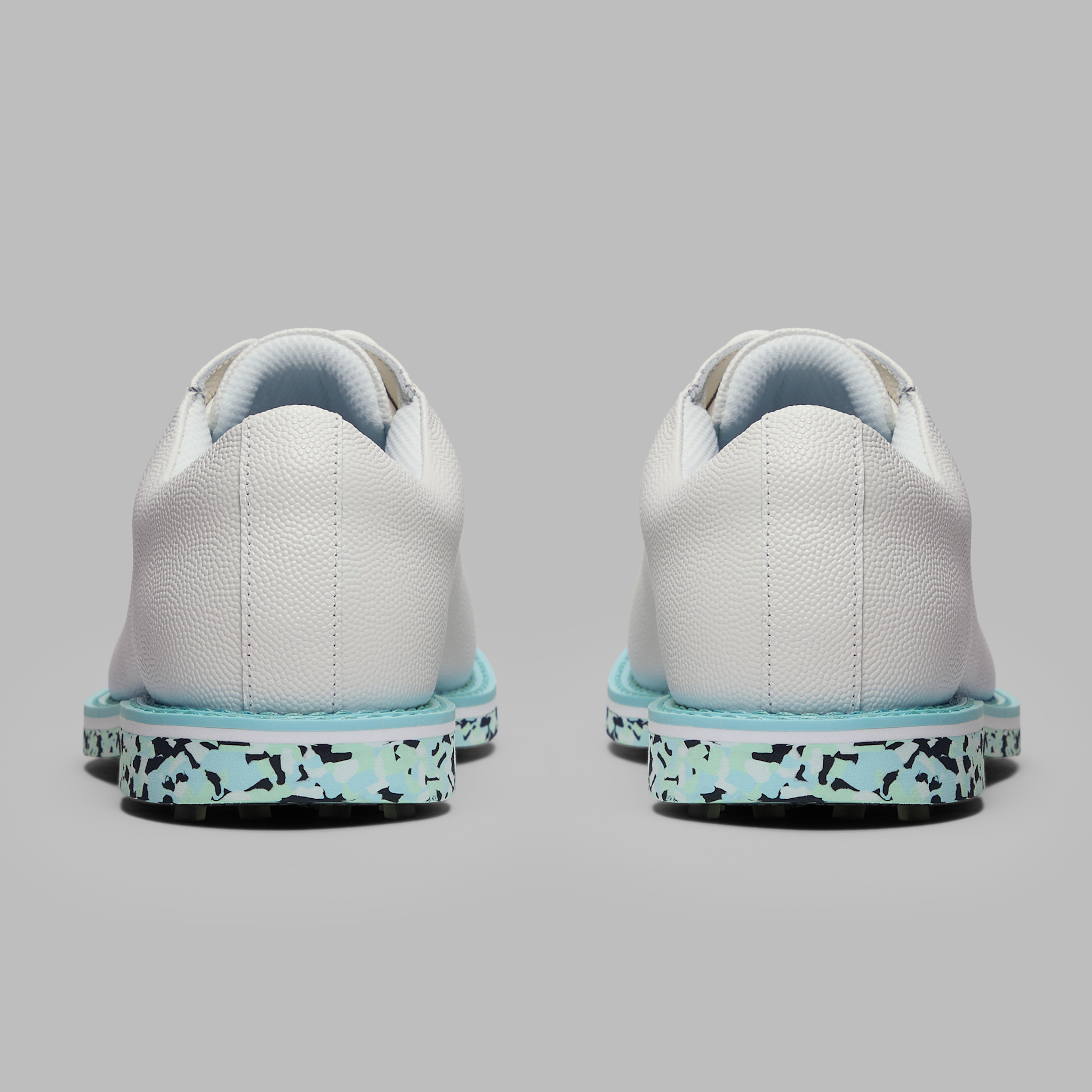 CLASSIC PEBBLE LEATHER GALLIVANTER SNOW/CENOTE