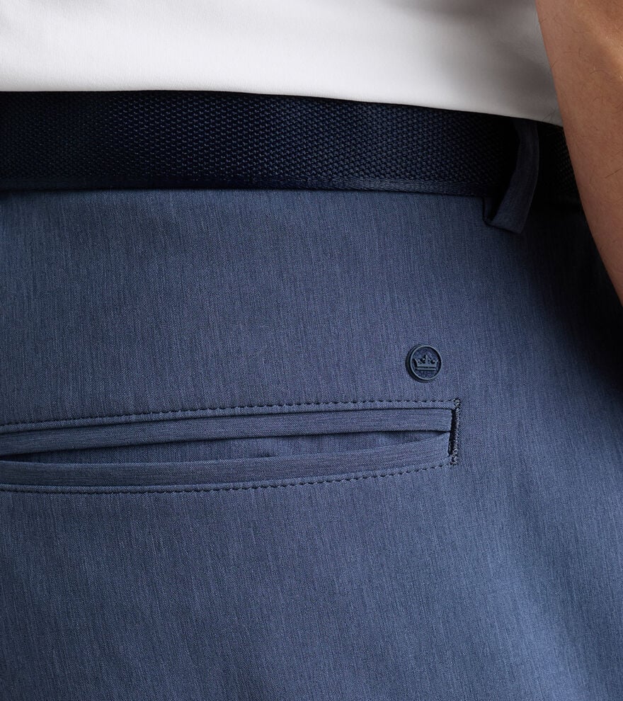 Featherweight Performance Short Navy