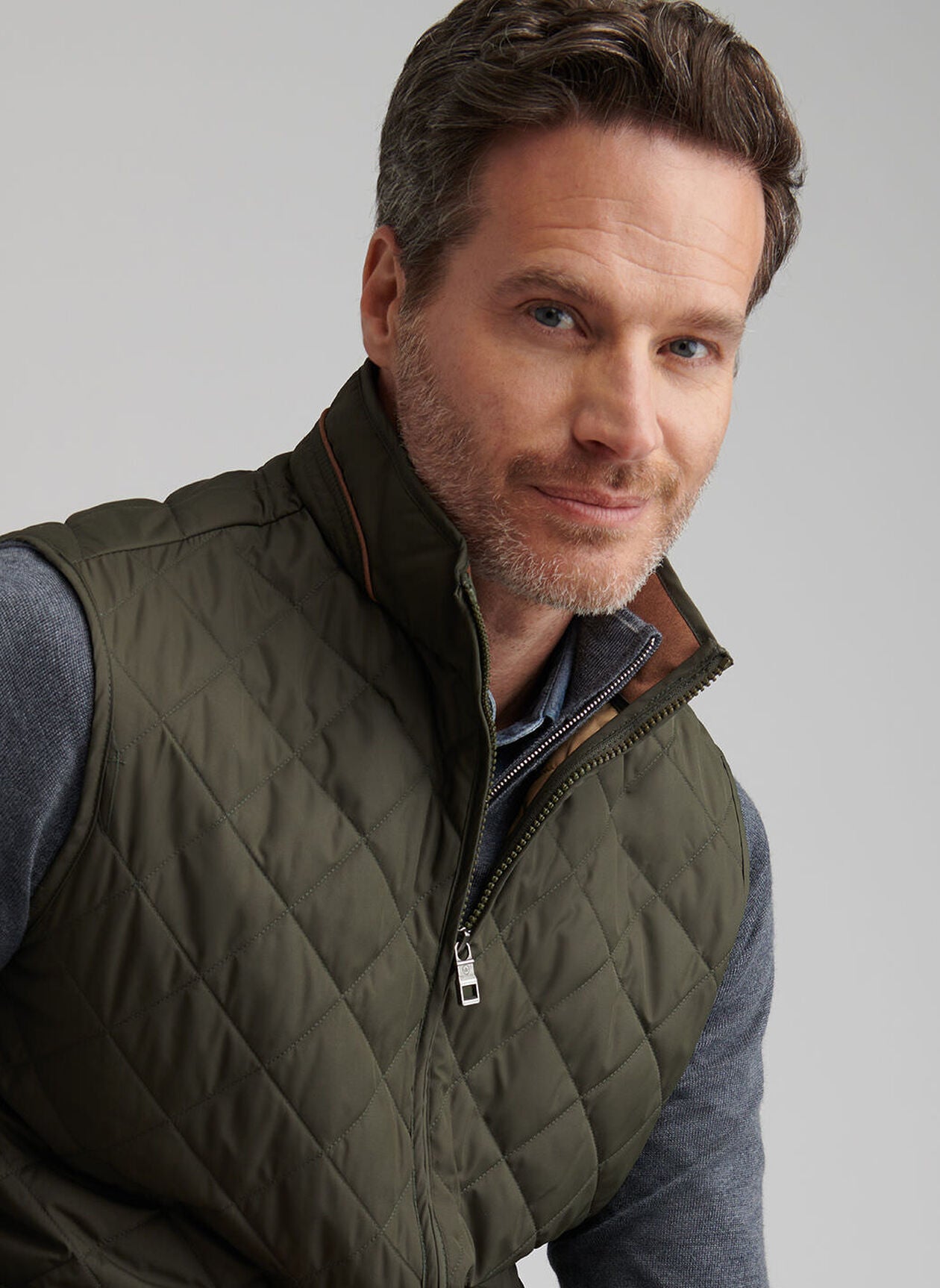Essex Vest DARK OLIVE