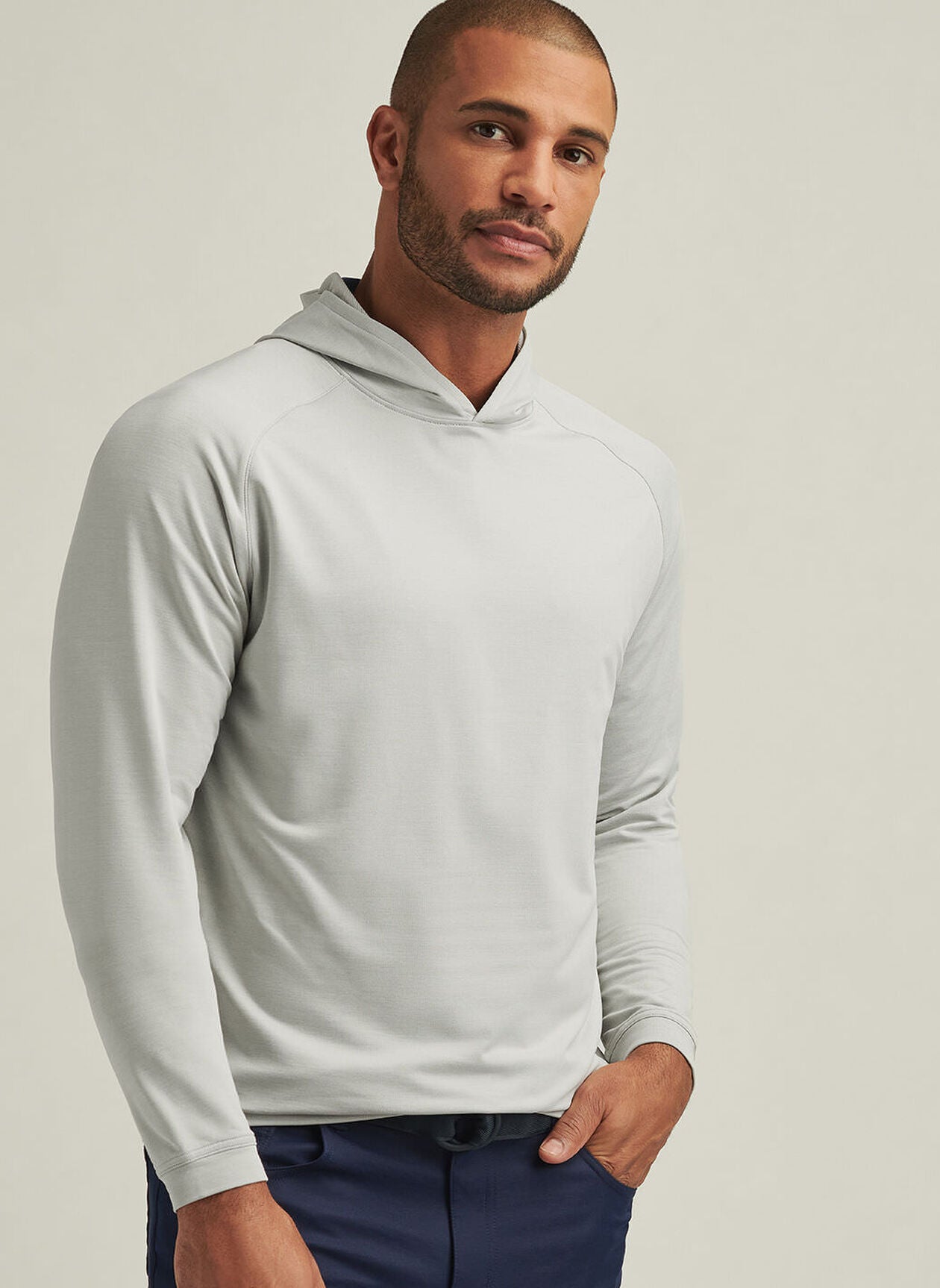 PINE PERFORMANCE HOODIE BRITISH GREY