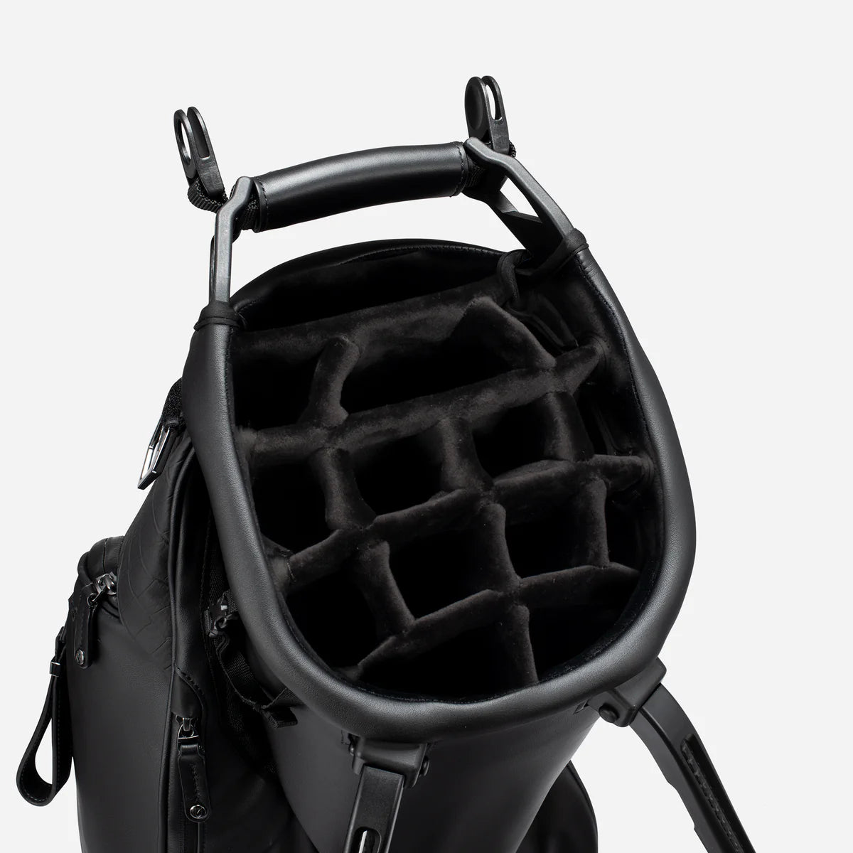 Player V Stand 14-Way Croc Black