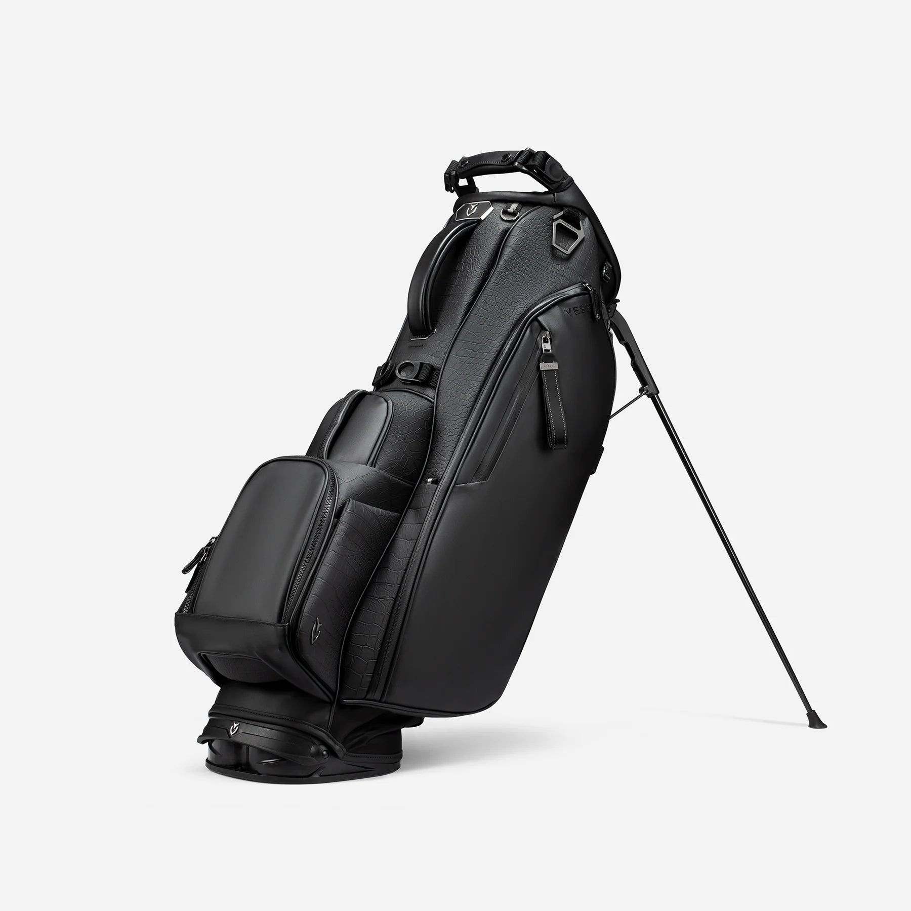 Player V Stand 6-Way Croc Black